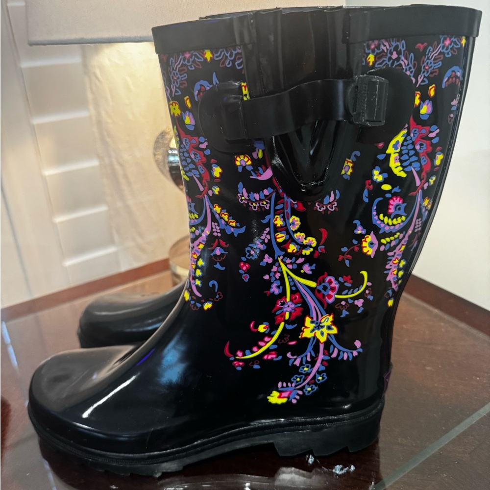 Forever Young Black Floral Rain Boots 8 - Picture 2 of 6